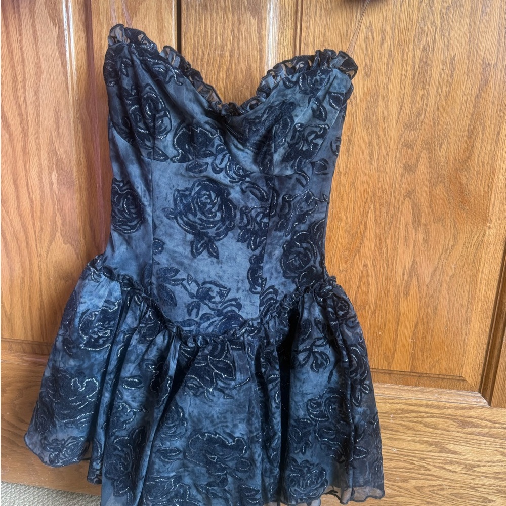 Windsor Black Floral Velvet Mini Dress